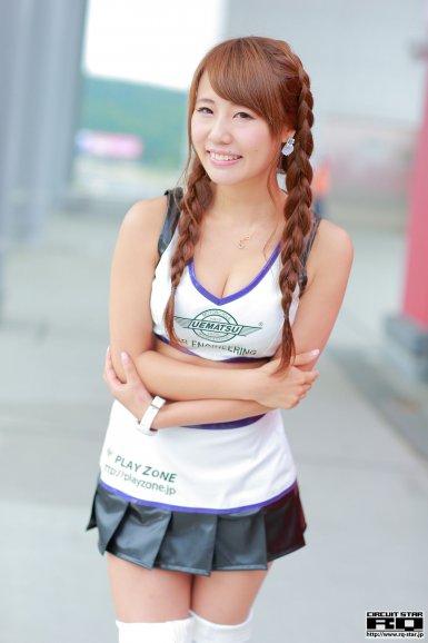 (01月25日)中石油:2018年利润总额1105.6亿元重回国内油气行业领先地位‘bsport体育官网’(图3) (01月25日)中石油:2018年利润总额1105.6亿元重回国内油气行业领先地位‘bsport体育官网’(图3)